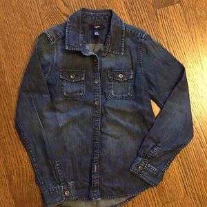 Girl’s Gap shirt